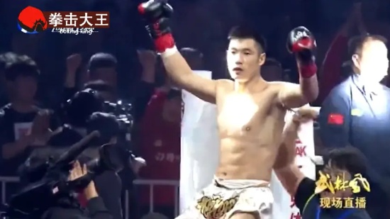 外拳王看不起中国队长，输了不服让徒弟复仇，惹怒付高峰一拳KO